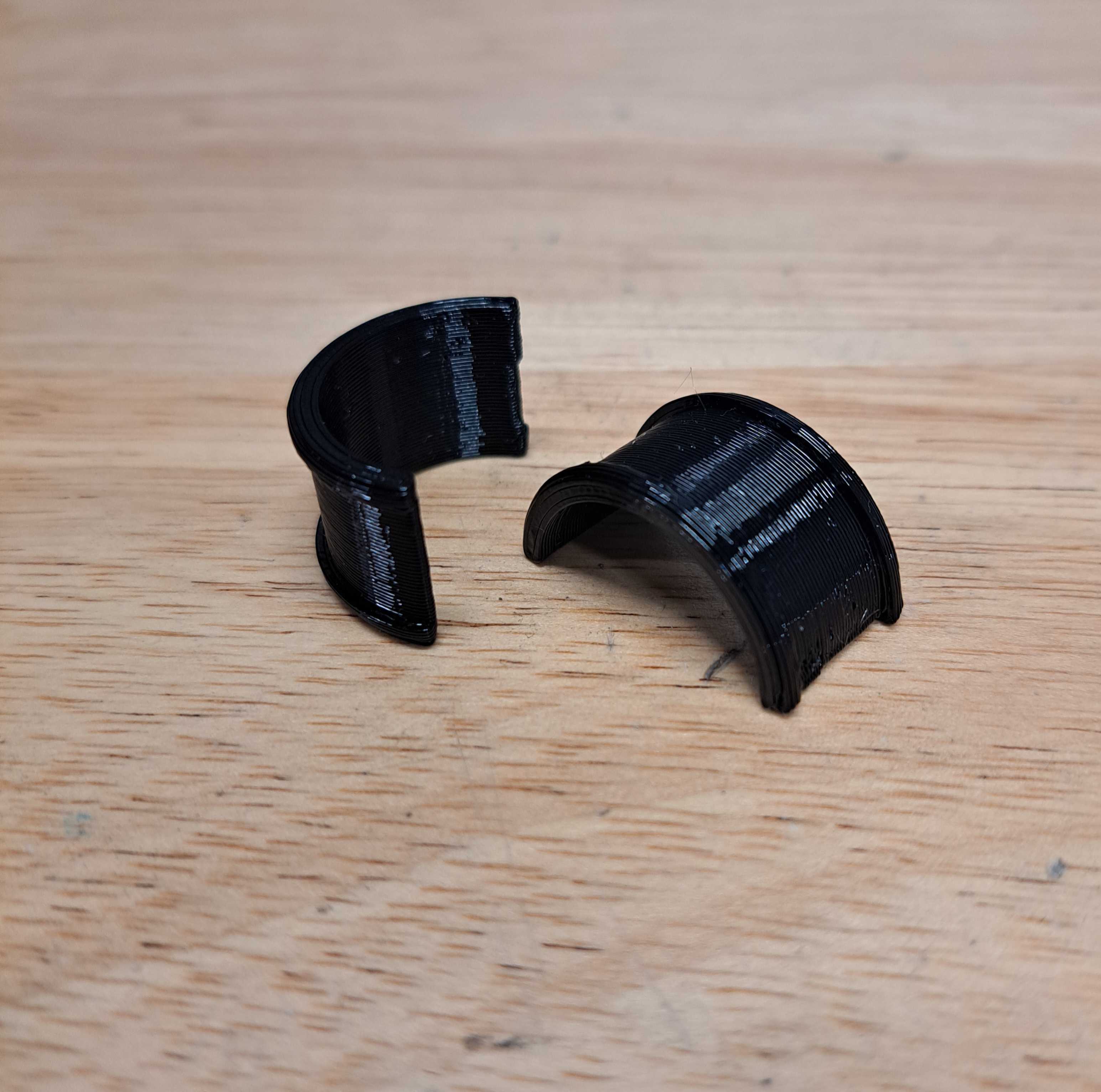 Hoogendoorn JCB Adapter 25,4 auf 22,2mm für Bspw. SP Connect seitlich am Lenker