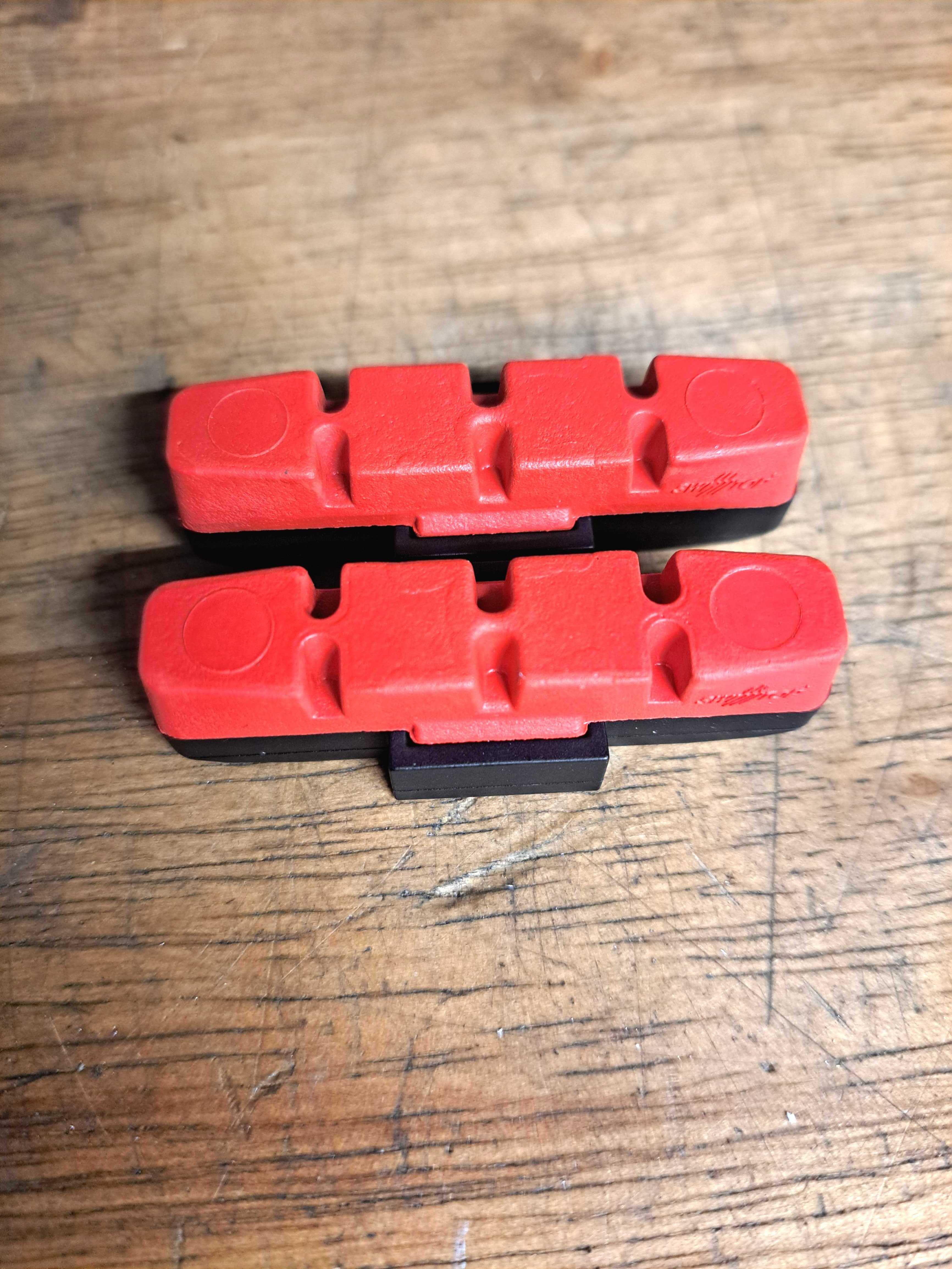 Magura Bremsbeläge für HS11, HS22 und HS33 1 Paar rot