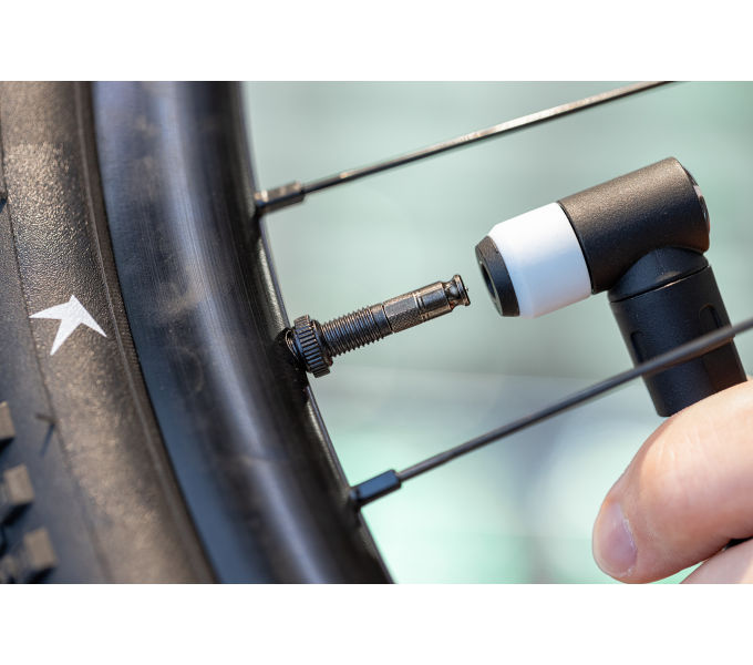 Schwalbe Clik Valve Conversion Set für SV Ventile (französische Ventile) mit Pumpenkopf