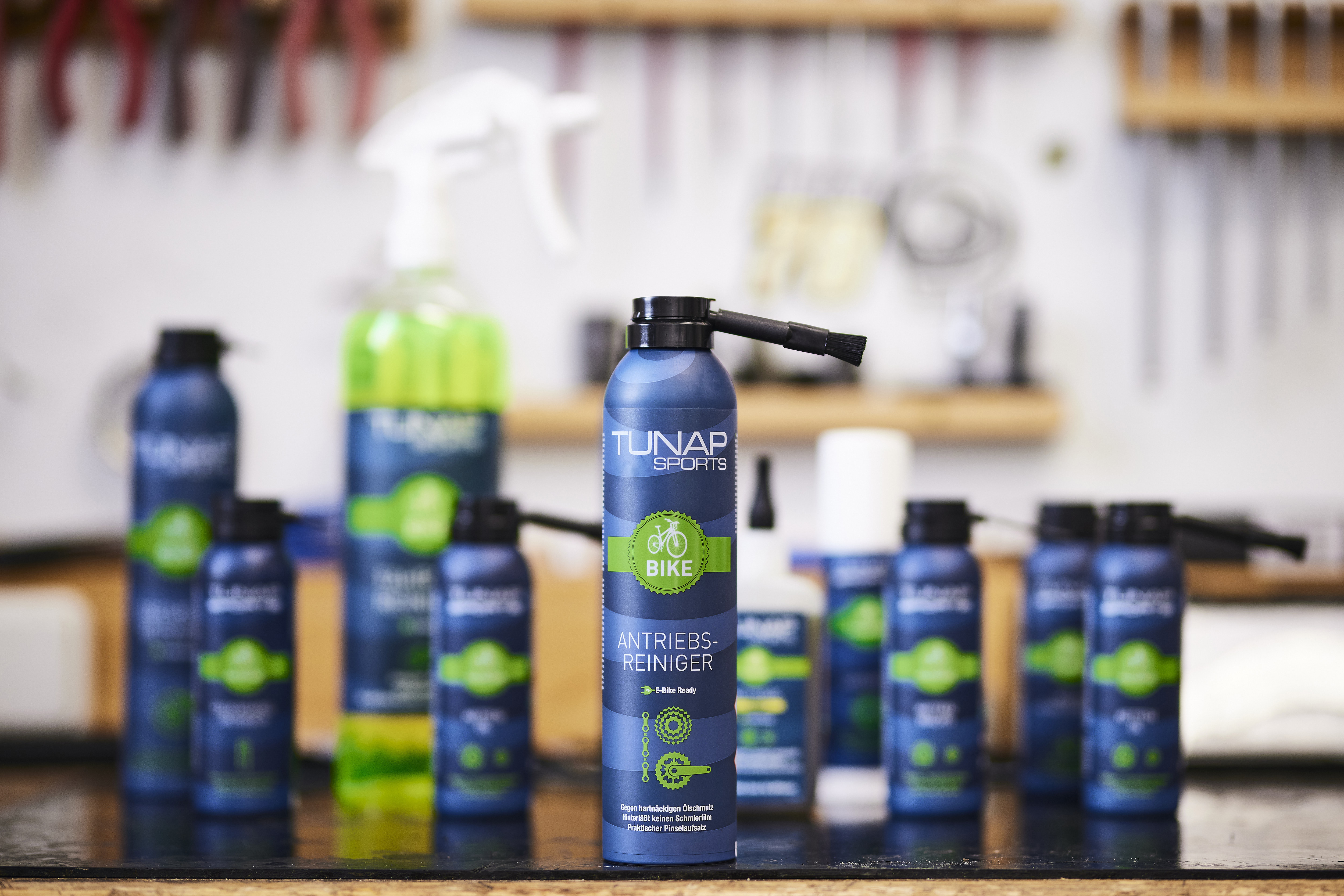 Tunap Sports Antriebsreiniger Kettenreiniger mit Pinsel Spray 300ml