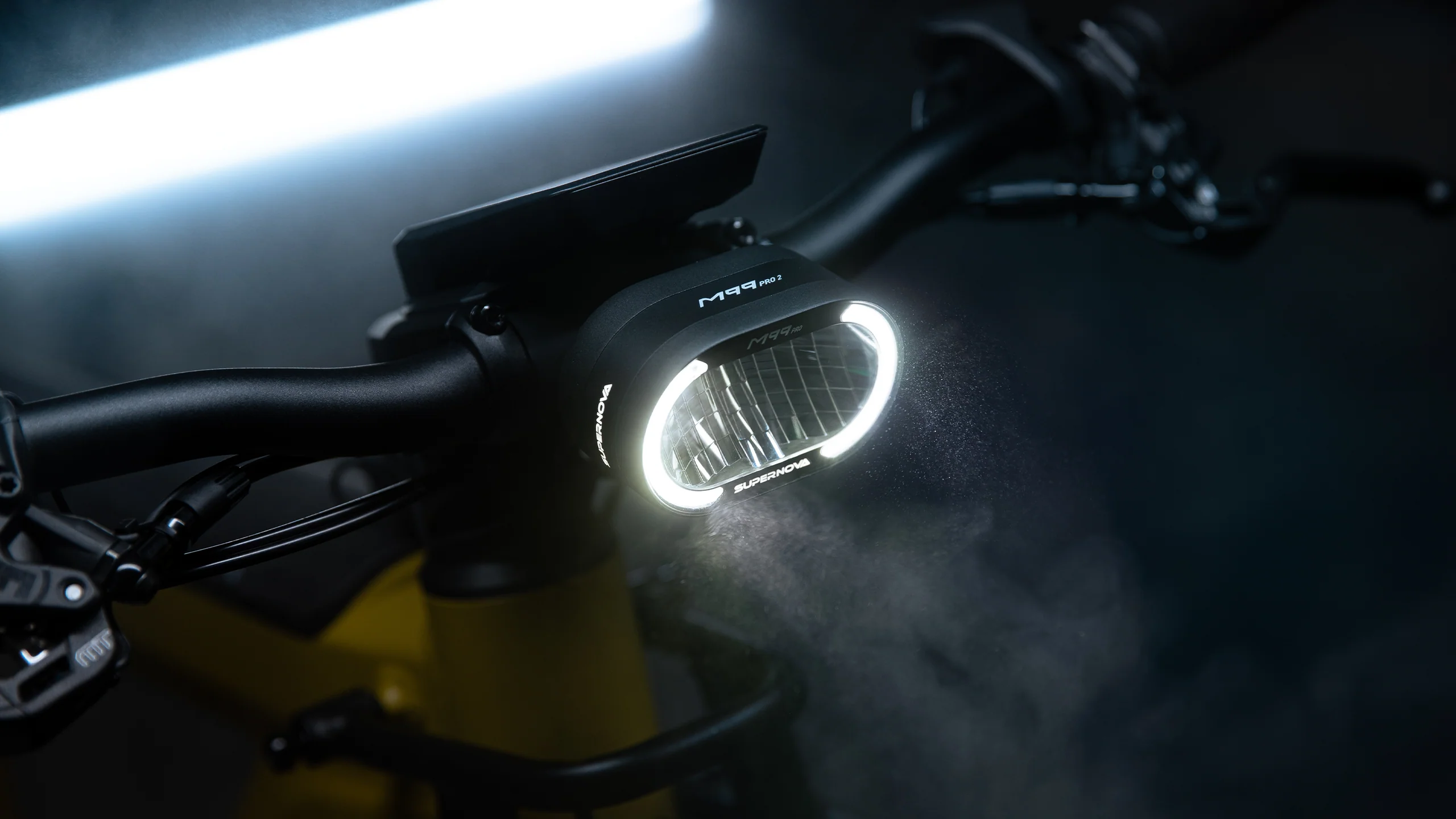 Supernova Scheinwerfer M99 Pro 2 25km/h